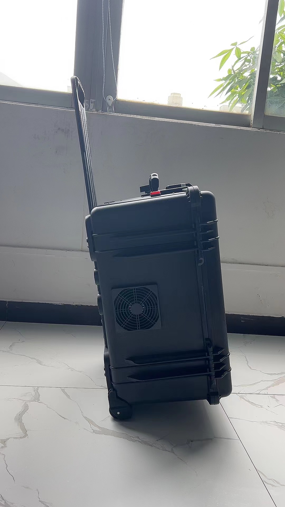 罗江手拉箱型移动通信干扰器